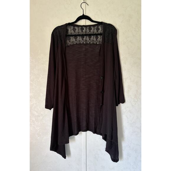 Cable & Gauge Tops - Cable & Gauge Black Waterfall Cardian with Buttons and Lace Detail Size 1X